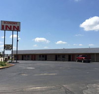 Economy Inn - Accommodation Dallas