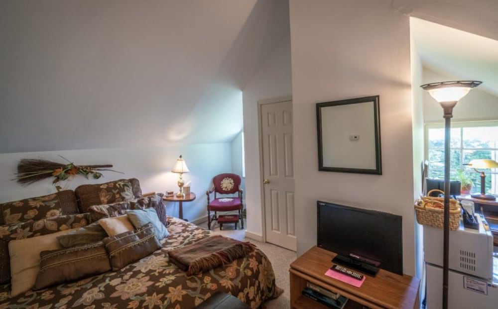 Stone Haus Bed & Breakfast - thumb 5