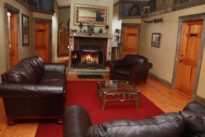 Rawhide Ranch - thumb 3