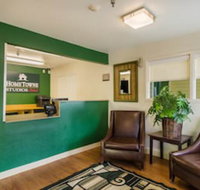 HomeTowne Studios by Red Roof Lake Charles - Sulphur - Accommodation Dallas