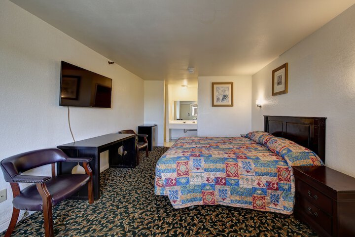 Budget Inn - thumb 5