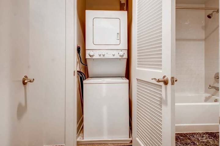 Global Luxury Suites At Broad Street - thumb 4