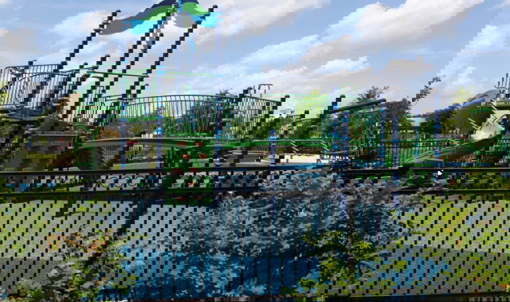 Global Luxury Suites At Stamford Center - thumb 0