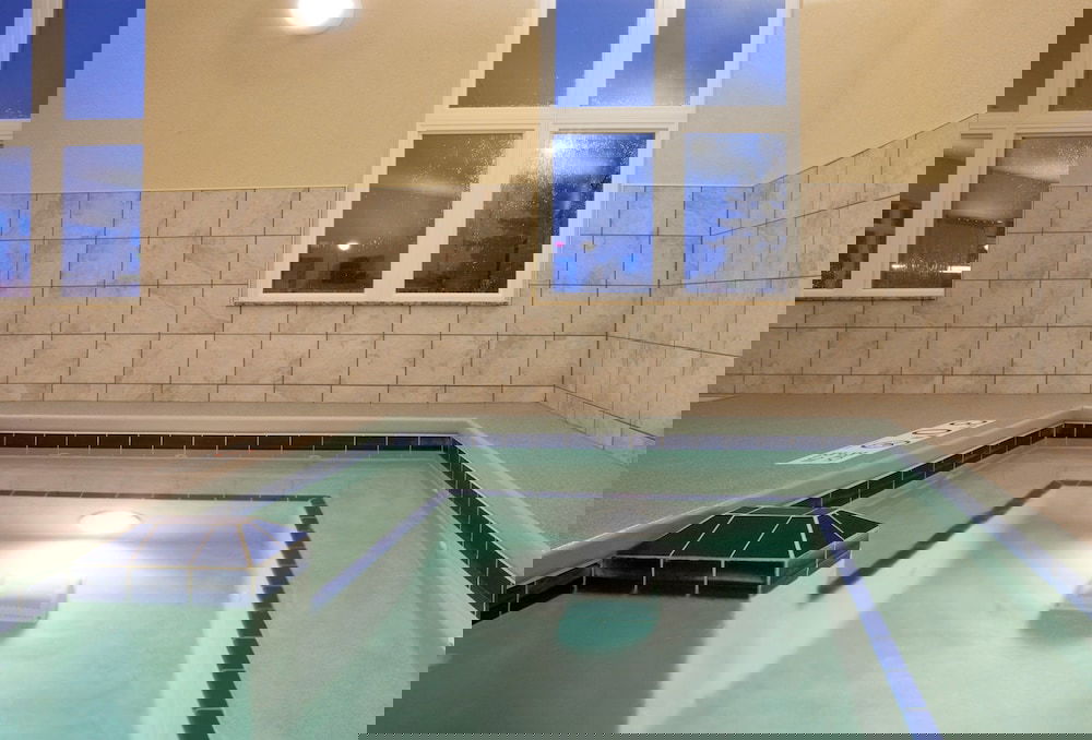 Holiday Inn Express & Suites Antigo, An IHG Hotel - thumb 2