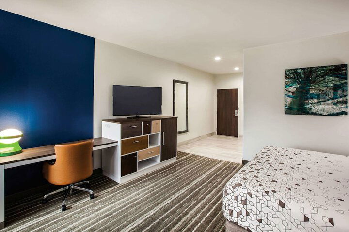 La Quinta Inn & Suites By Wyndham Owasso - thumb 4