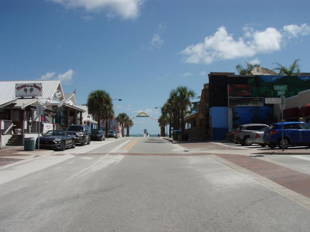 Paradise In New Smyrna Beach Florida - thumb 2