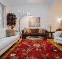 Brookline Village Townhouse by STARS of Boston - Accommodation Dallas