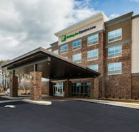Holiday Inn Express  Suites Atlanta N - Woodstock an IHG Hotel - Accommodation Dallas