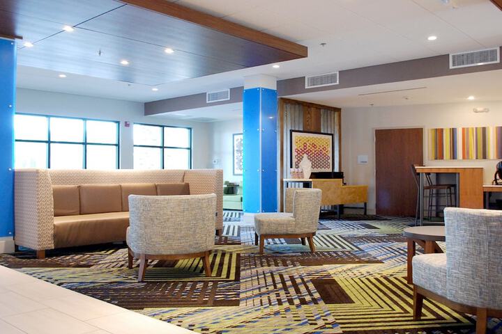 Holiday Inn Express And Suites White Hall, An IHG Hotel - thumb 3