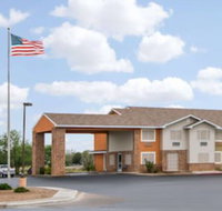 Super 8 by Wyndham Portales - Accommodation Dallas