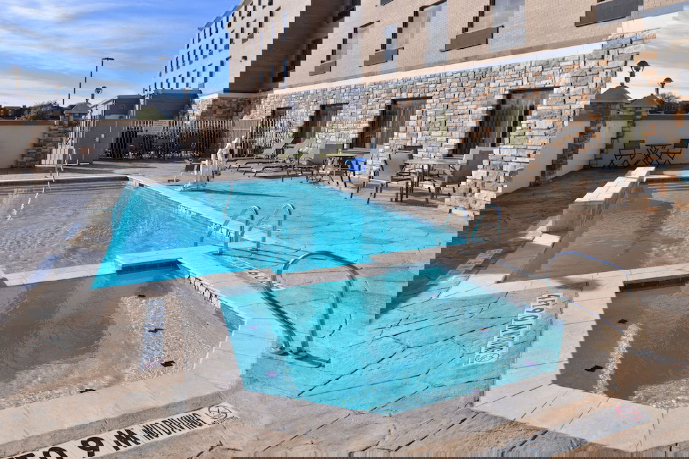 Holiday Inn Express Hotel & Suites Dallas South - Desoto, An IHG Hotel - thumb 4