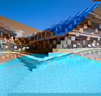 Holiday Inn Express Hotel  Suites San Dimas an IHG Hotel - Accommodation Dallas