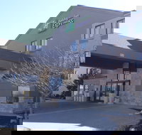 Holiday Inn Express Kansas City-Bonner Springs an IHG Hotel - Accommodation Dallas