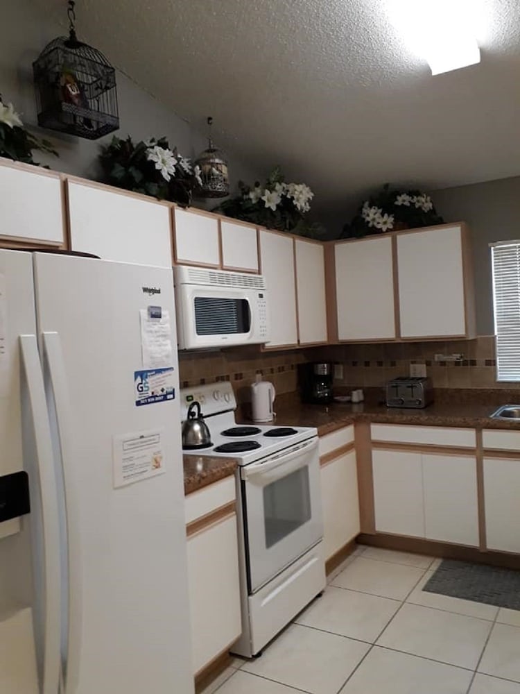 HL116N Hampton Lakes Four Bedroom Home - thumb 6