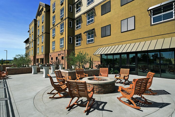 Oxford Suites Paso Robles - thumb 2