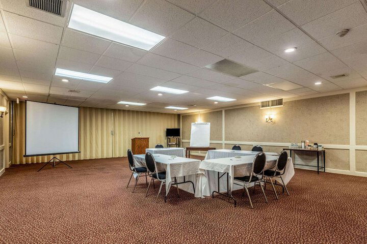 Econo Lodge - thumb 5