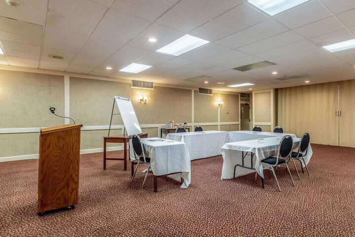 Econo Lodge - thumb 4