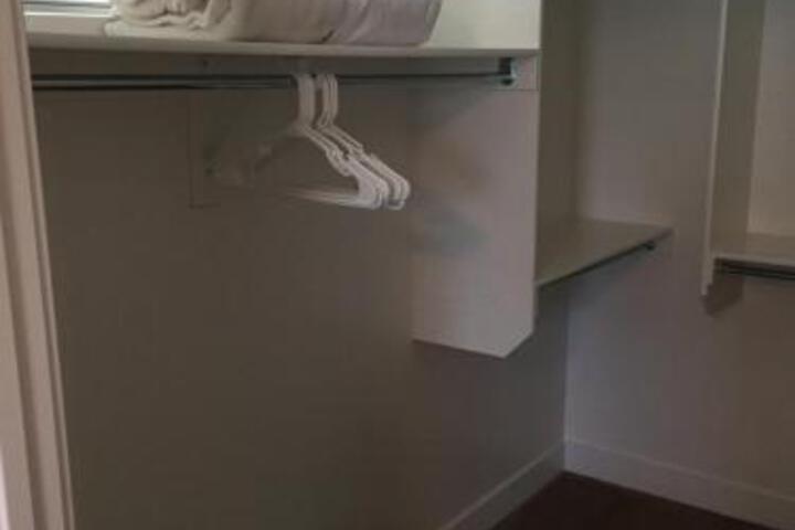 Cresthaven - thumb 3