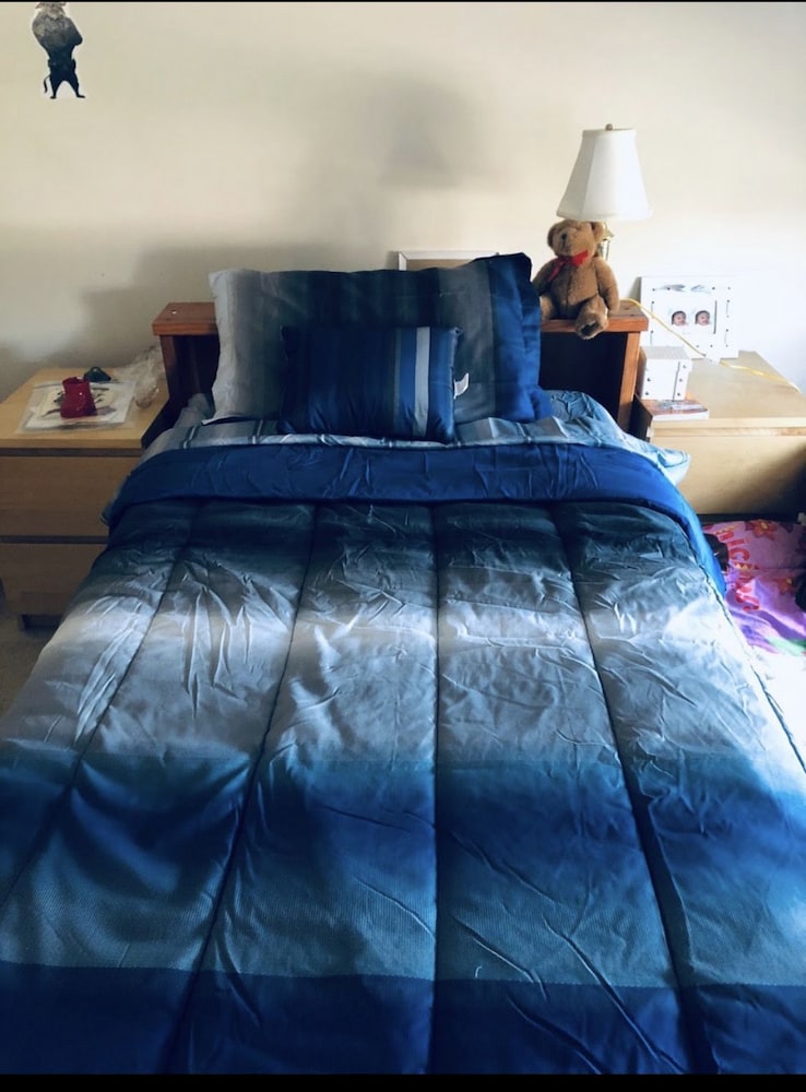 The Lovely Family Home - thumb 3