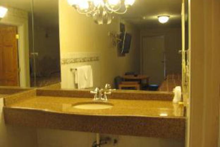 West View Motel - thumb 0