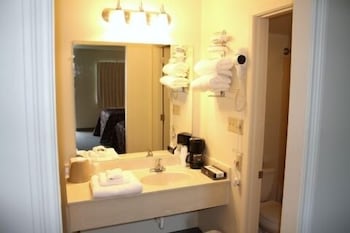 The Holiday Motel & Restaurant - thumb 0