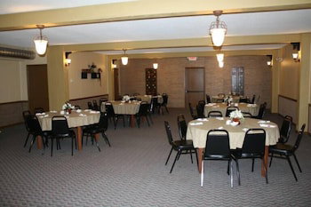 The Holiday Motel & Restaurant - thumb 5