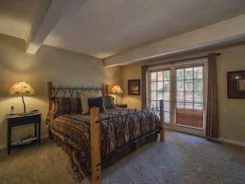 Lazy K Mountain Home 5 Bedroom Holiday Home By Key To The Rockies - thumb 3