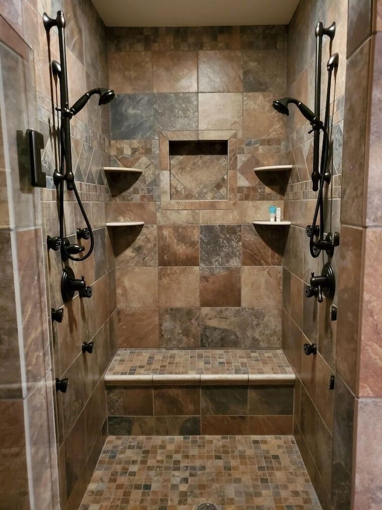 The Venue At White City - thumb 6