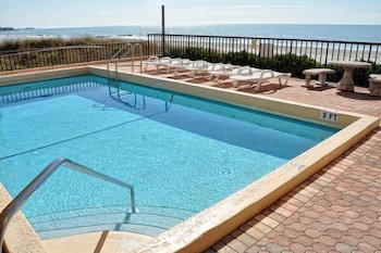 Trillium 2C Beach Front Condo With Private Balcony/pool! - thumb 5