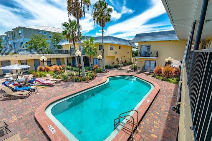 Royal Orleans 103 Studio Condo - thumb 2