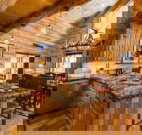 Lumberjack Lodge - Accommodation Dallas