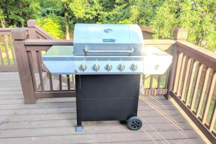 Charming Home Historic District Walk To The City - thumb 7