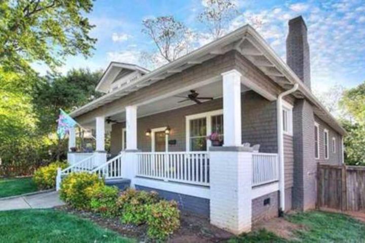 Charming Home Historic District Walk To The City - thumb 0