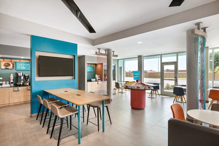 Avid Hotel Boston Logan Airport - Revere, An IHG Hotel - thumb 1