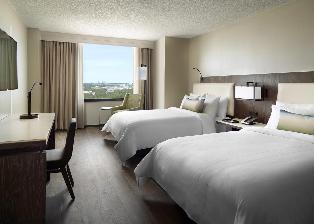 Atlanta Airport Marriott - thumb 11