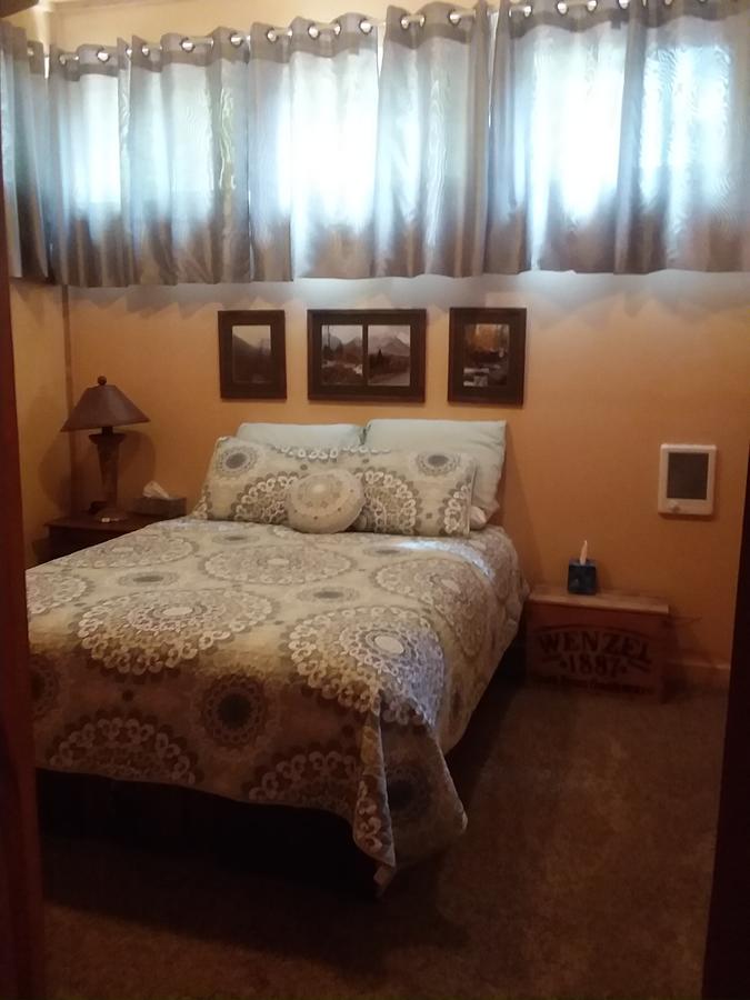 Lava Hideout Cabins - thumb 12