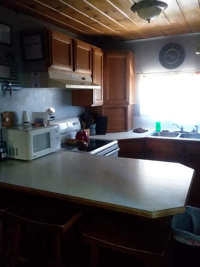 Lava Hideout Cabins - thumb 7