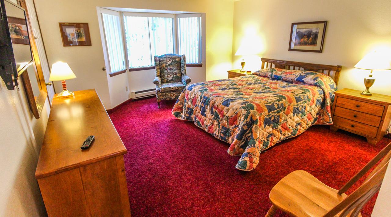 Timbers At Island Park - thumb 19