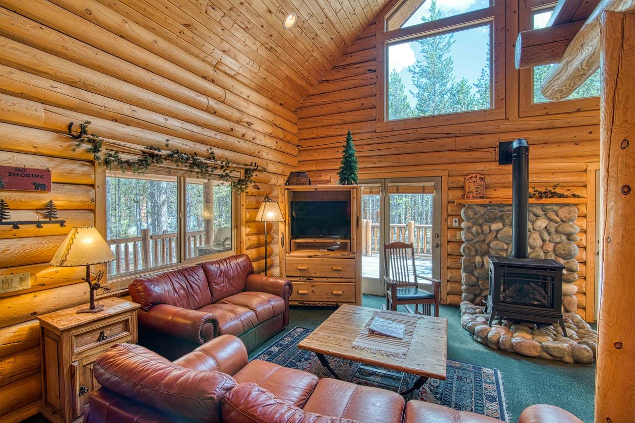 Yellowstone Cabin - thumb 17