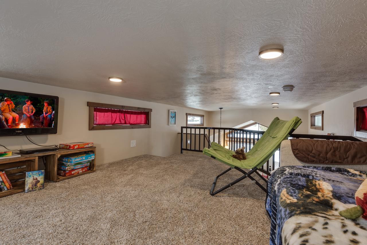 Heigh-Ho Hollow - thumb 29