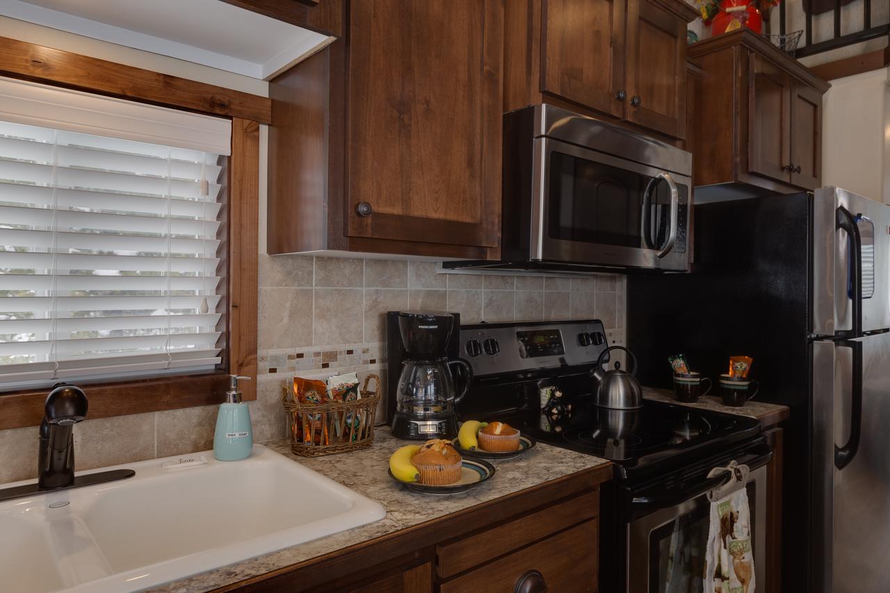 Heigh-Ho Hollow - thumb 21