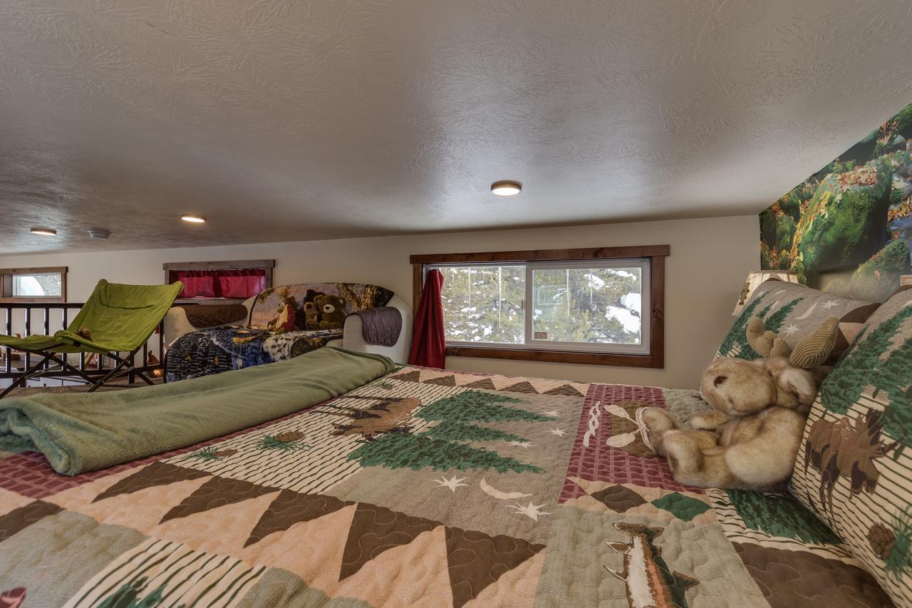 Heigh-Ho Hollow - thumb 32