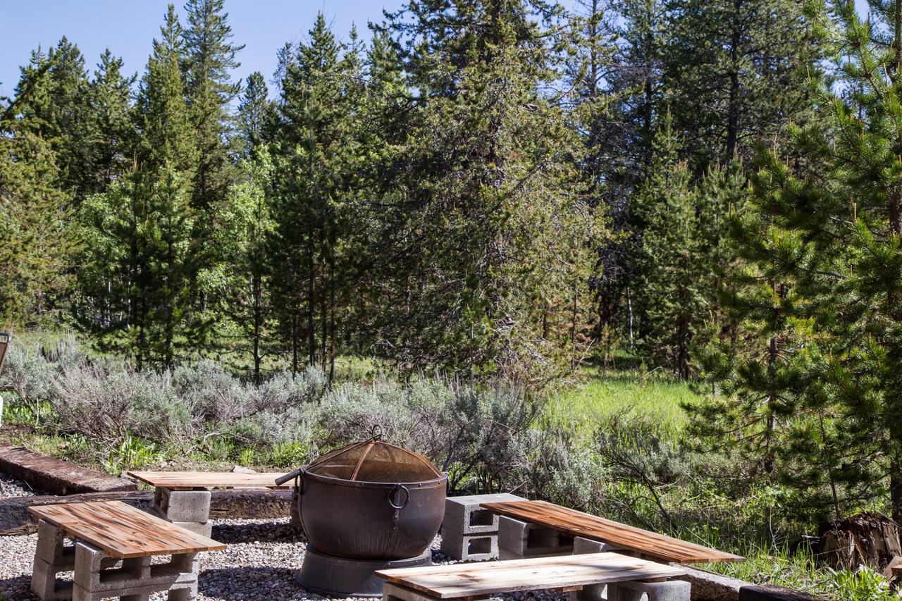 Heigh-Ho Hollow - thumb 10