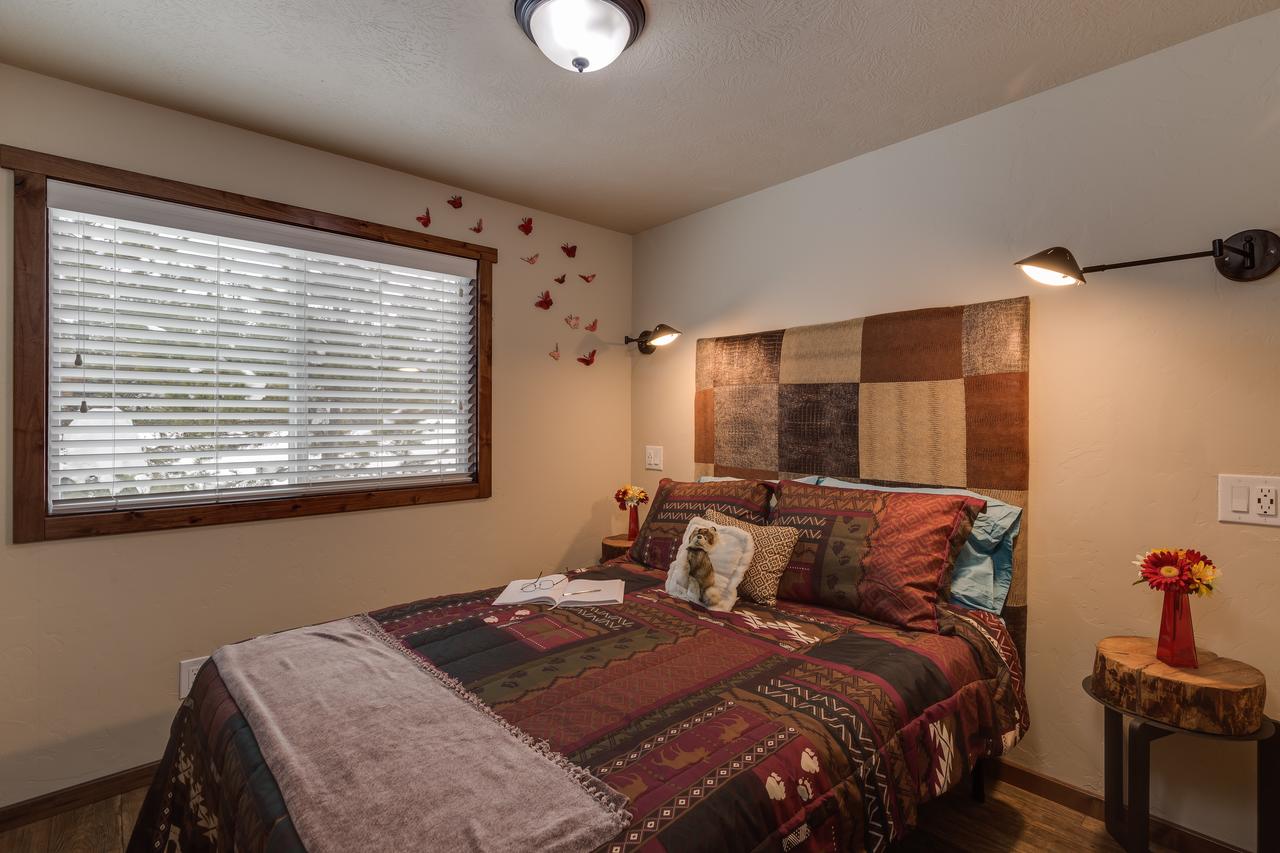 Heigh-Ho Hollow - thumb 26