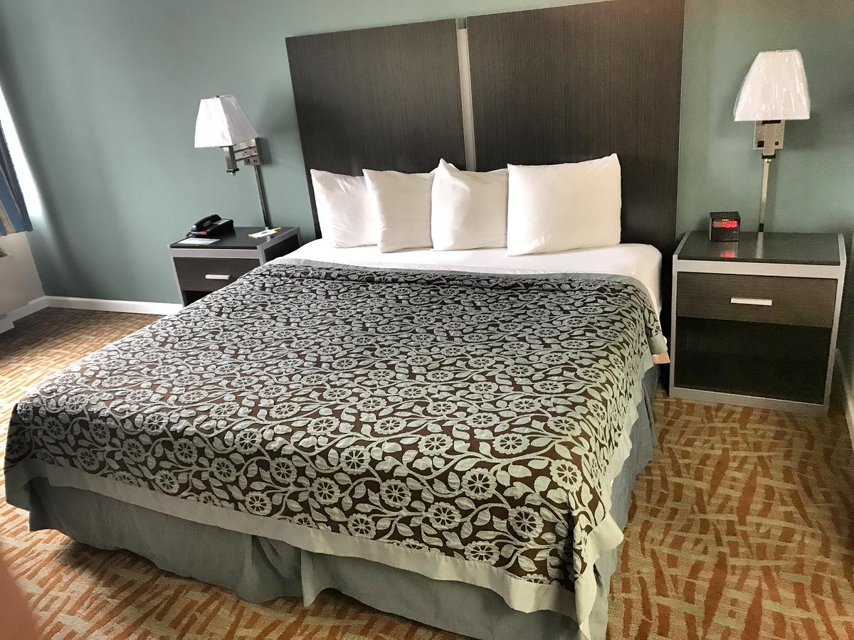 Days Inn By Wyndham Council Bluffs/9th Ave - thumb 20