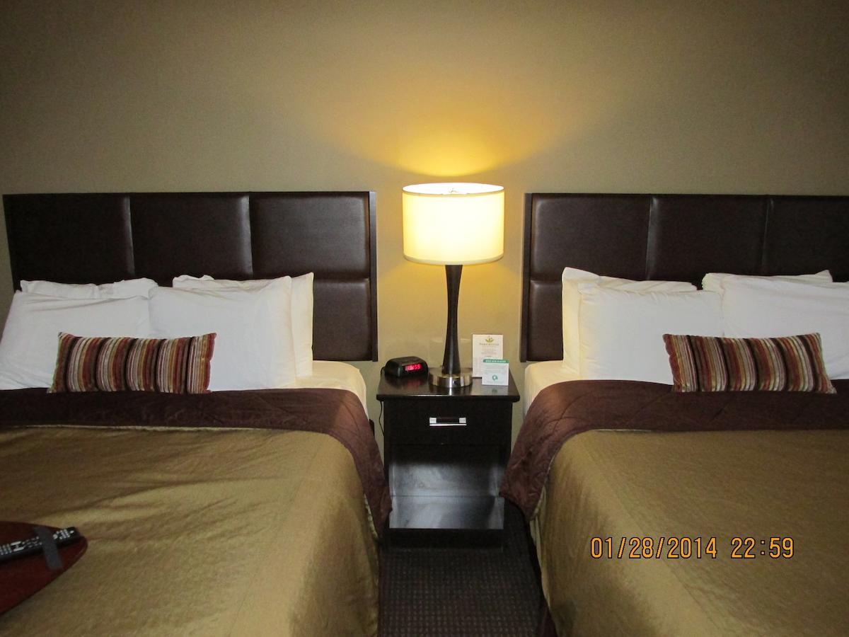 Parkwood Inn & Suites - thumb 11