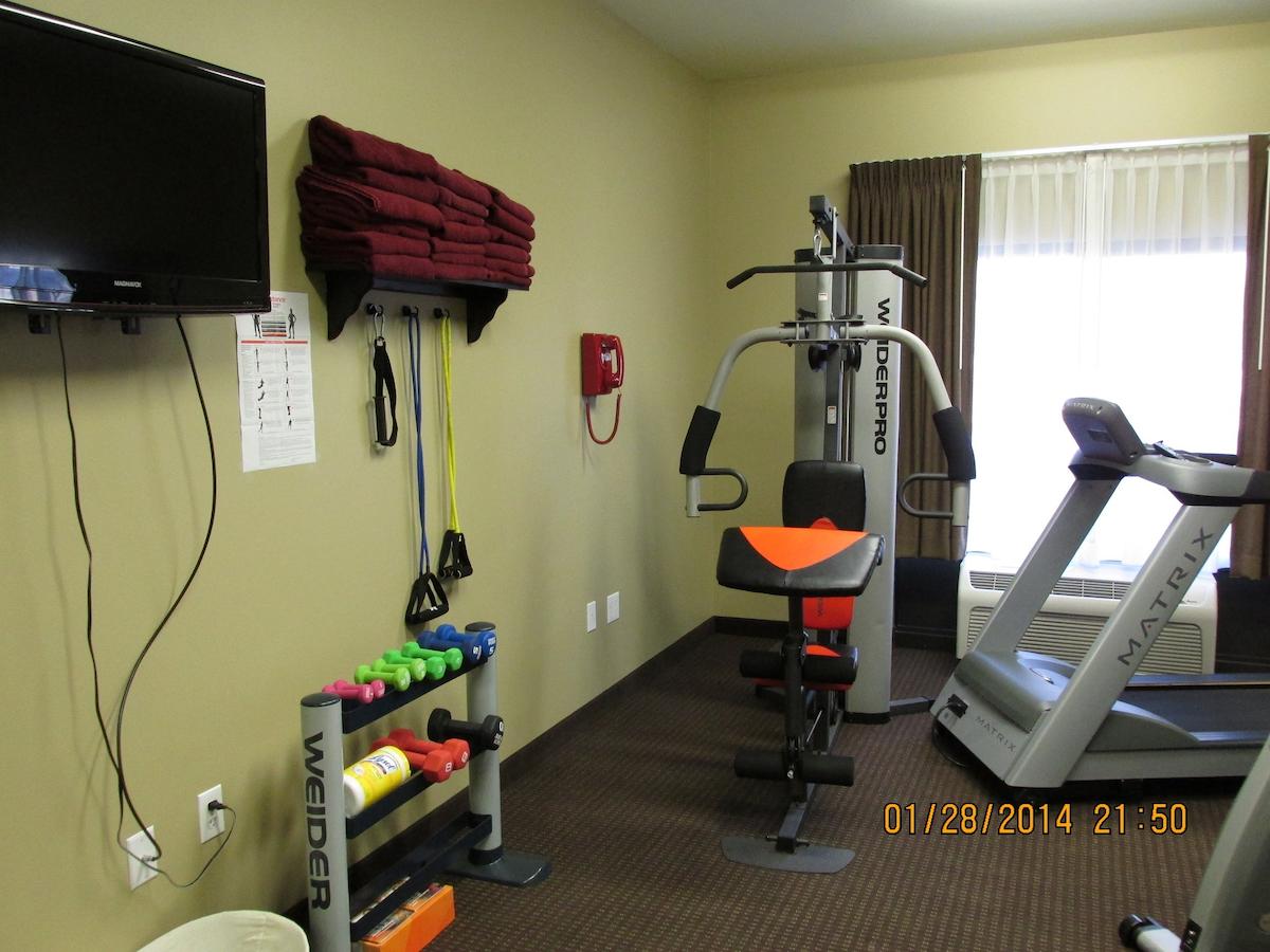 Parkwood Inn & Suites - thumb 40