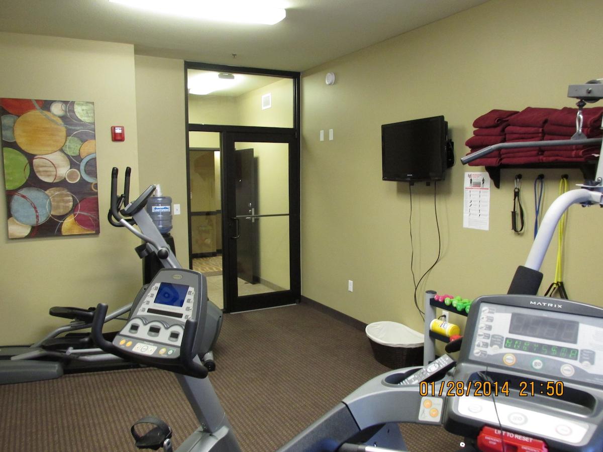 Parkwood Inn & Suites - thumb 44