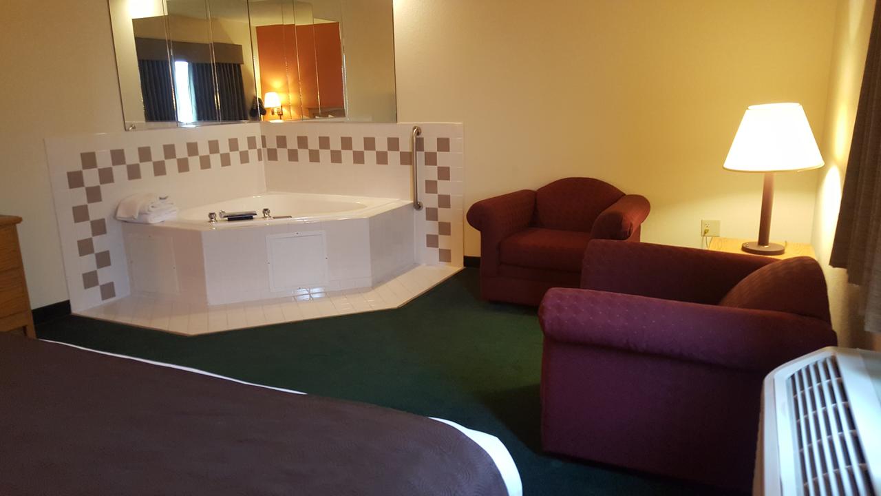 AmericInn By Wyndham Garden City - thumb 5