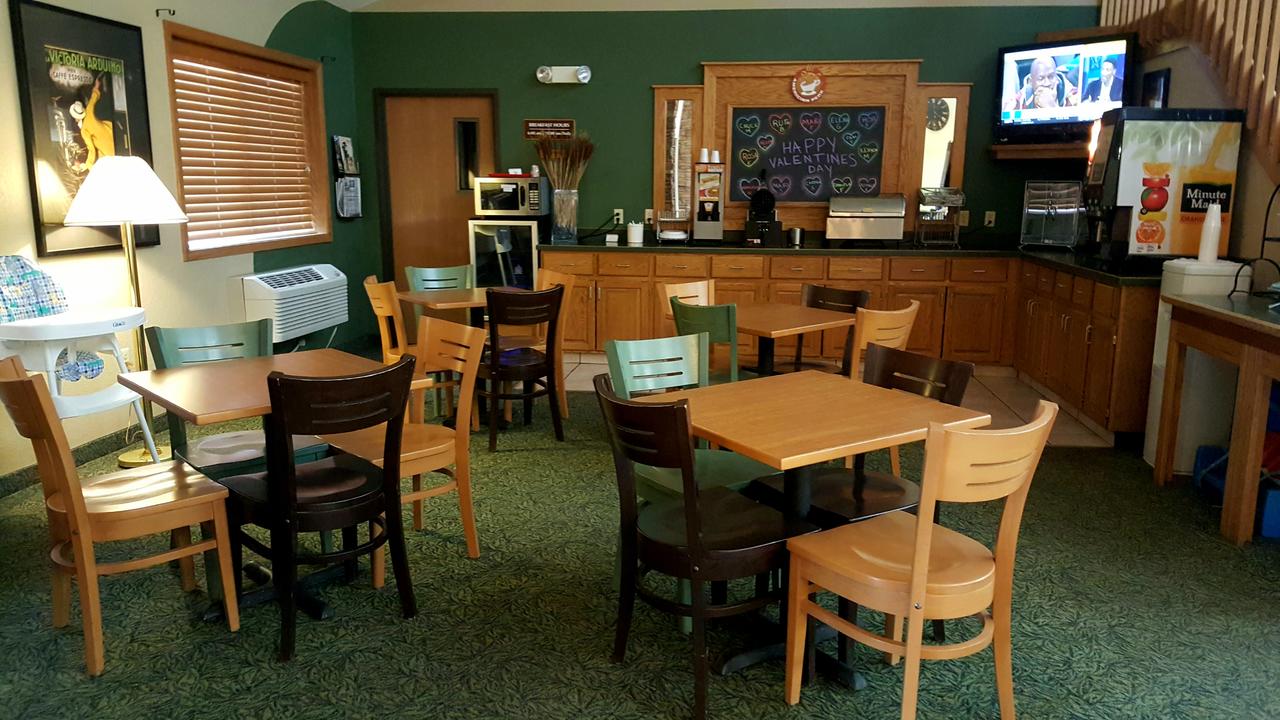 AmericInn By Wyndham Garden City - thumb 0